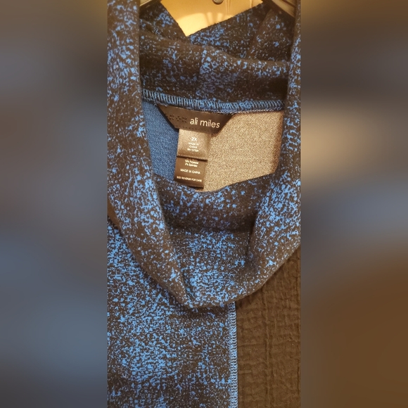 New Ali Miles 2X plus sized shirt tunic colbalt blue black NWT - Picture 2 of 6